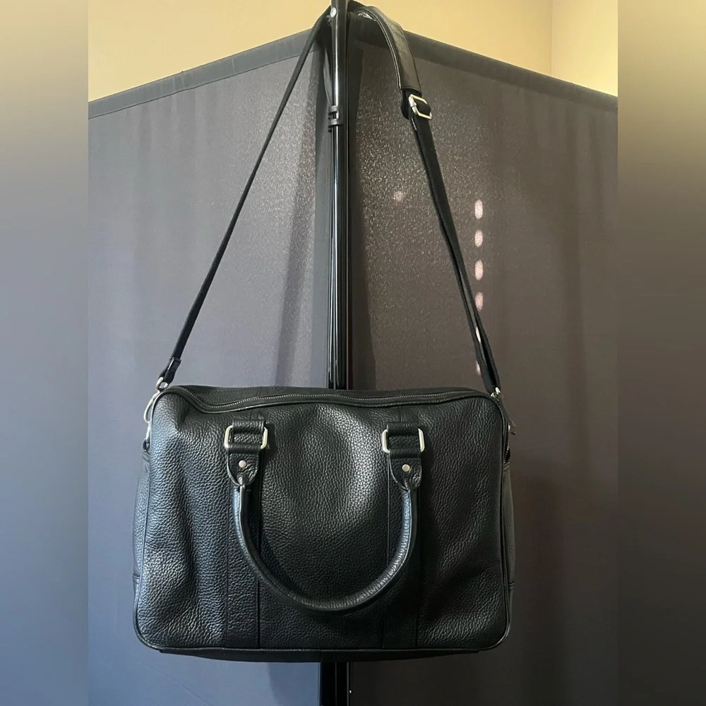 Cole Hann laptop messenger Black Leather Men's Bag